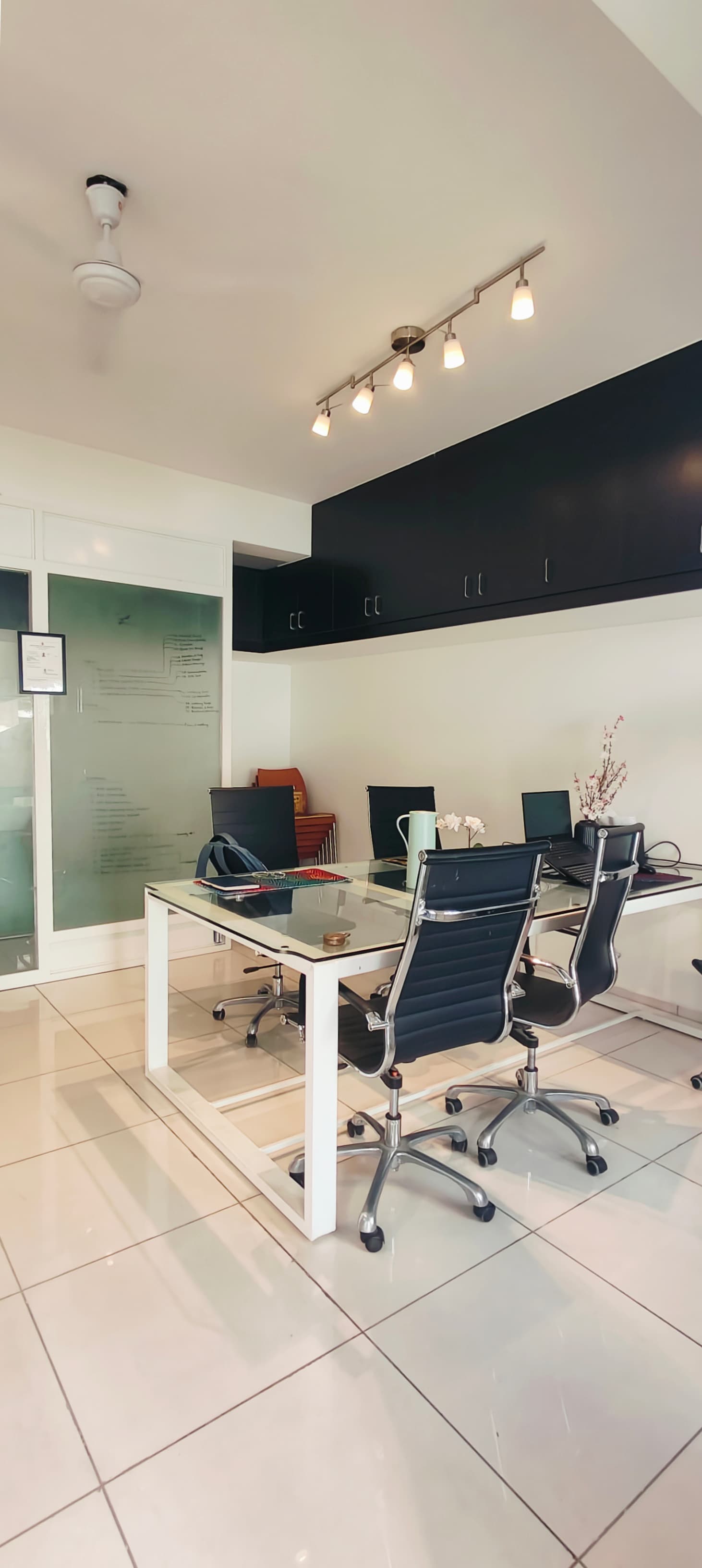 RokVilla Office — project view 2
